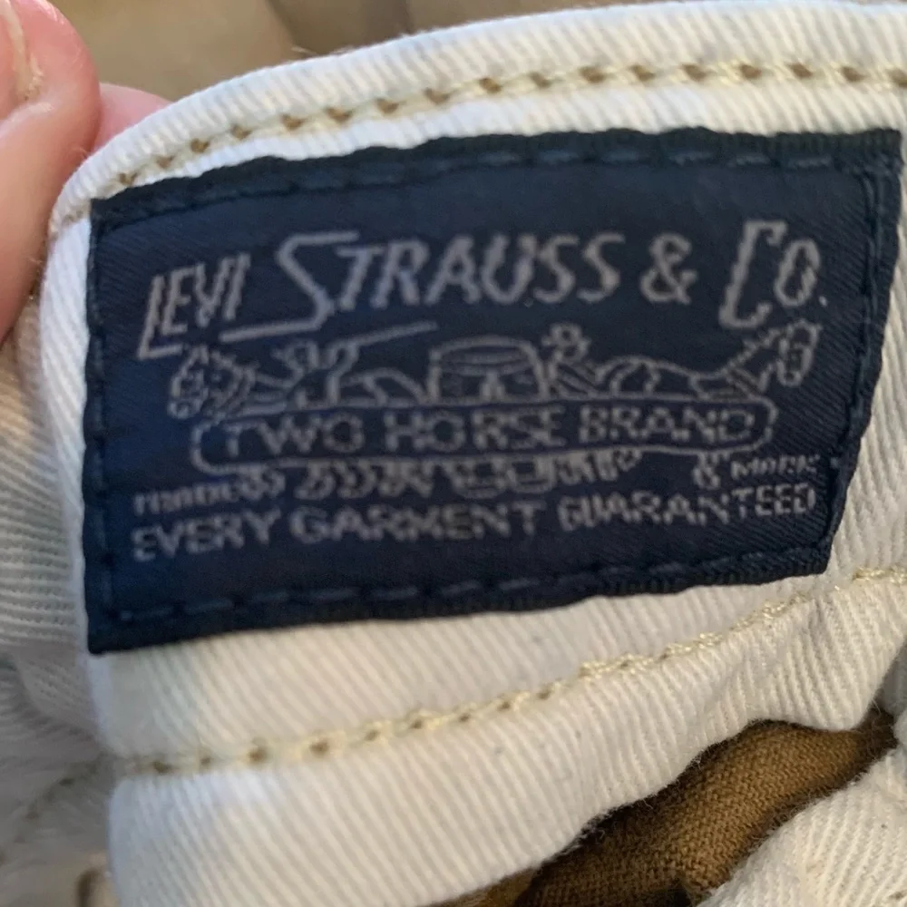 Levi’s,36/30,Two-Horse Brand, Athletic-Fit, Hybrid Khakis, Excellent Condition - Picture 5 of 10